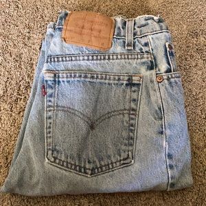 Vintage Levi’s; high waisted mom jean style